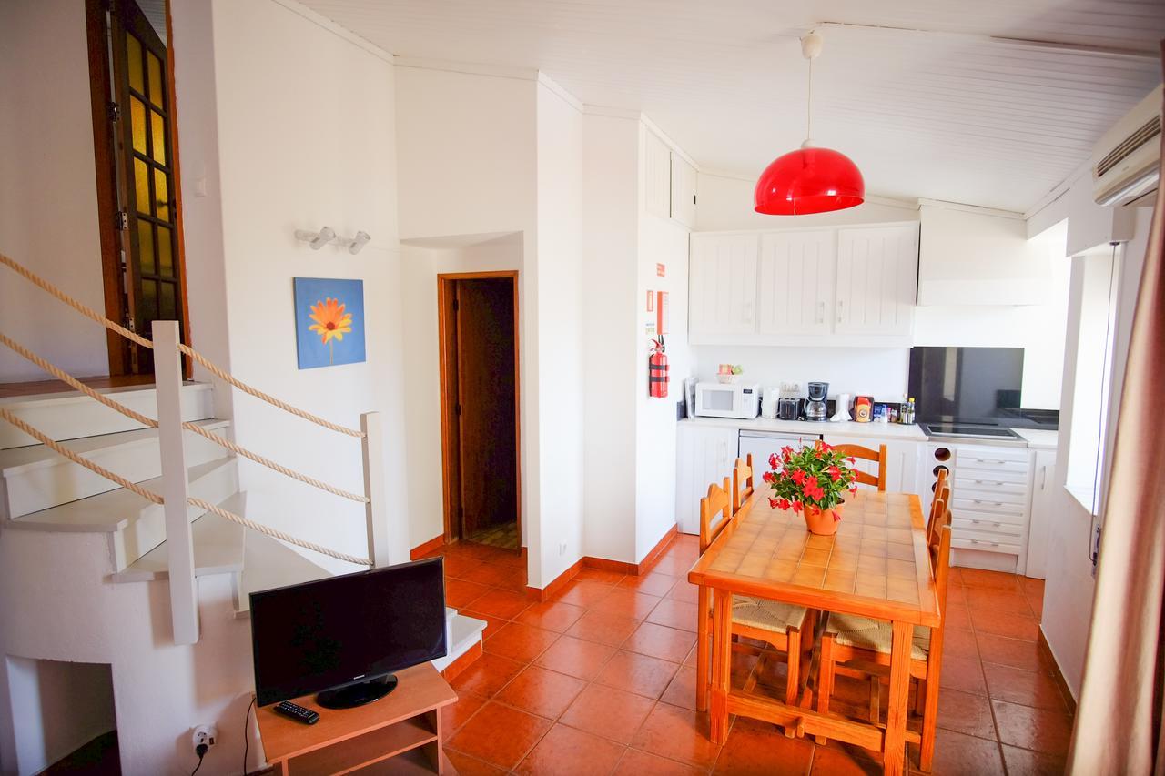 Apartamentos Pinhao Lagos Bagian luar foto